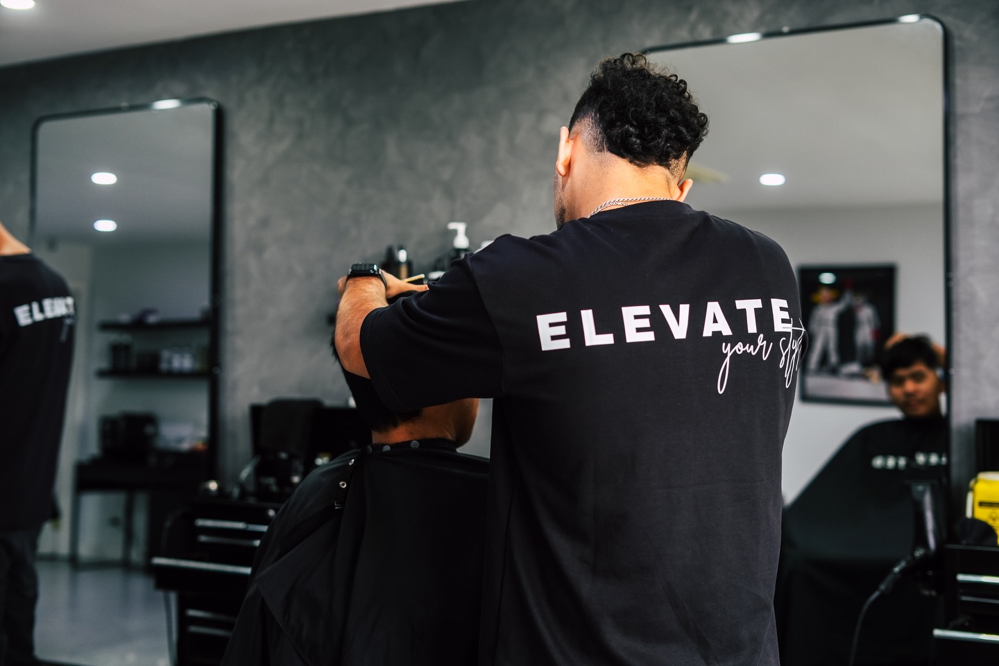 Barber at work — elevate your style